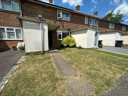 2 bedroom terraced house to rent - Photo 2