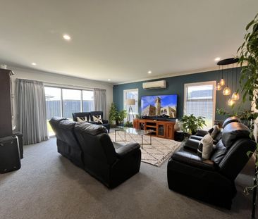 Hikawera Drive, Frimley - Photo 1