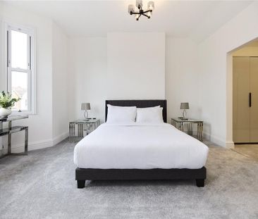 5 bedroom townhouse to rent - Photo 3
