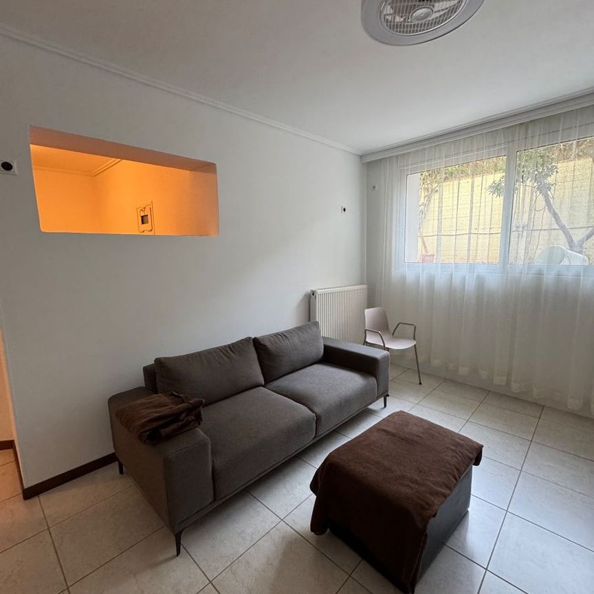 Studio/Γκαρσονιέρα για ενοικίαση Κέντρο (Μαρκόπουλο) - Φωτογραφία 1