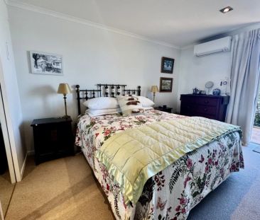 Modern Waterfront Living - Photo 6