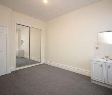 Sea Breeze Apts, EX34 - Photo 3