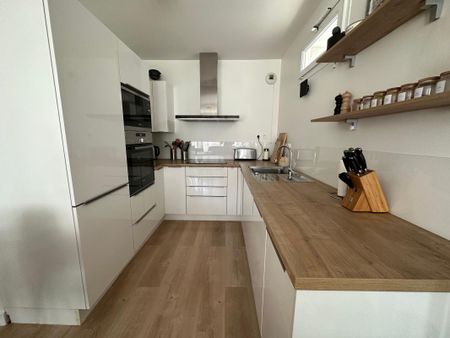 Location Appartement 3 pièces 69m² LE PLESSIS ROBINSON 92350 - Photo 3