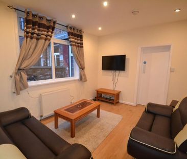 5 bedroom house to rent - Photo 1