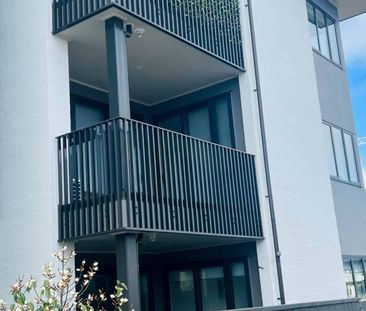 Beautiful Apartment - Photo 2