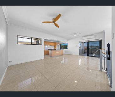 4/138 Lewington Street, Rockingham, WA 6168 - Photo 3