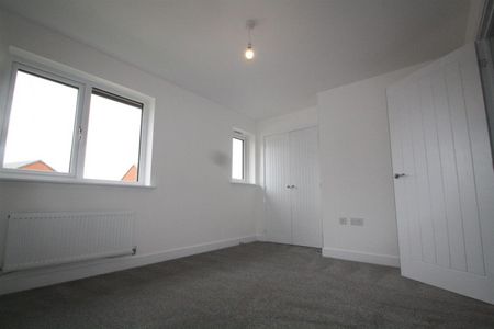 Roman Avenue, Exeter - Photo 4