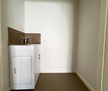 2 bedroom townhouse in the heart of Boronia - Photo 3