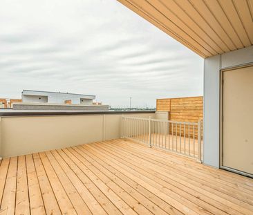 For Lease - 140 Honeycrisp Crescent Unit# 292, Vaughan, Ontario - Photo 3