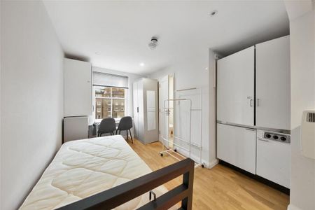 Studio to rent - Photo 4