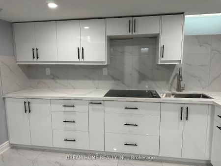 For Lease - 11 Argelia Crescent, Brampton, Ontario - Photo 3