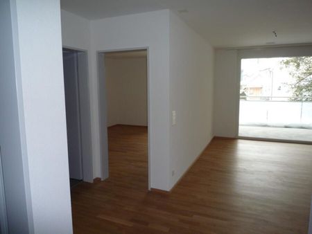 lichtdurchflutete 2.5 Zimmer Wohnung im 1. OG - Foto 4