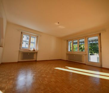 Gemütliche 3.5-Zimmerwohnung im Grünen - Photo 2