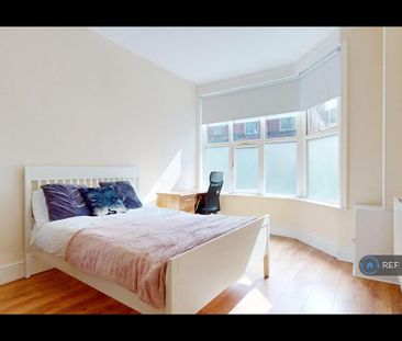 5 bedroom terraced house to rent - Photo 5