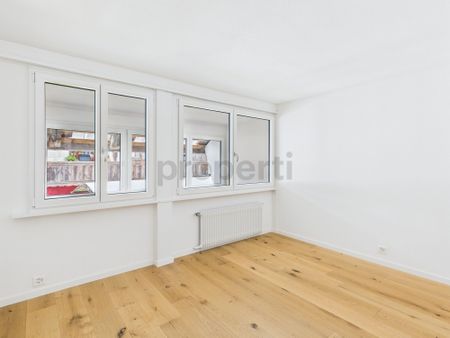 Charming 4.5-room Rhine family house in a quiet location of Langenthal - Photo 2