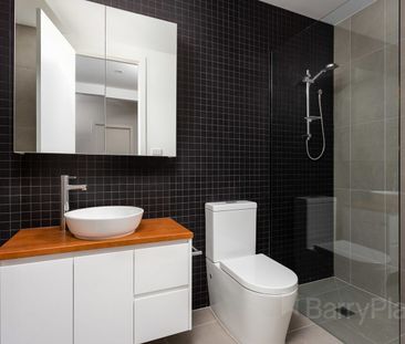 Townhouse living in Tribeca Village - Photo 6