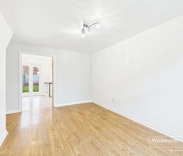 Clonmel Close, Caversham, Reading, Berkshire, RG4 - Photo 2