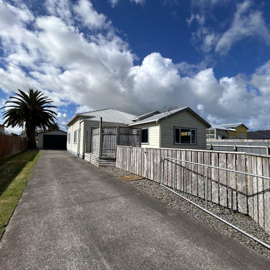 94 Victoria Street, Hawera - Photo 1