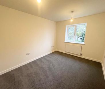 3 bedroom detached house to rent - Photo 4