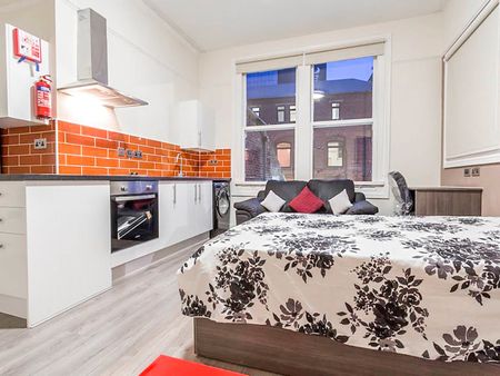 Apt 7, 18 Queen Square - Photo 4