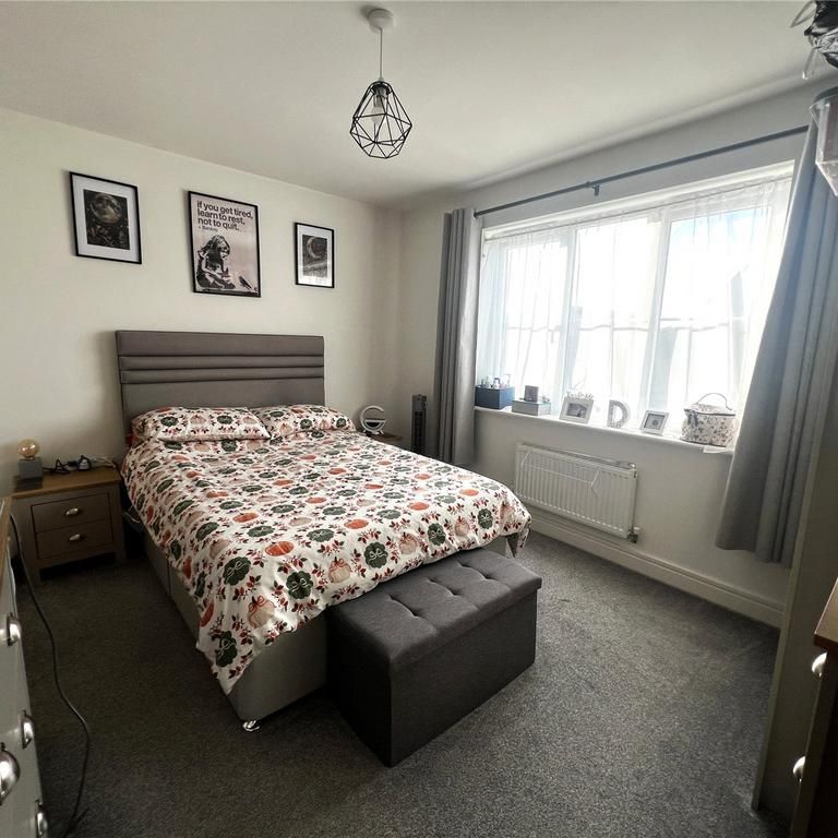 2 bedroom bungalow to rent - Photo 1