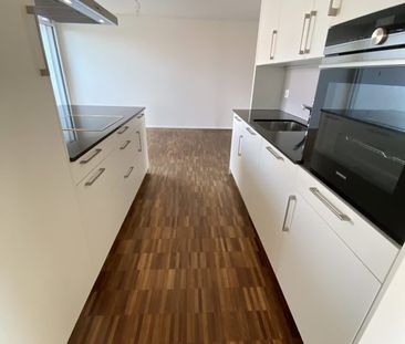 3.5 Zimmer, 107 m², 2. Stock - Photo 2