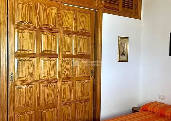 ** To rent 1 bedroom beach front house in Las Galletas