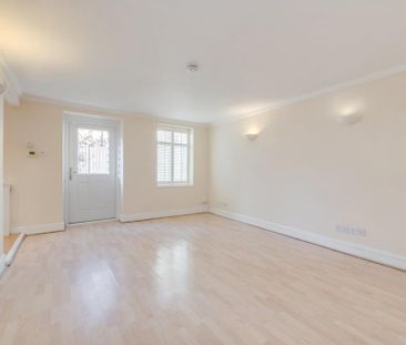 3 bedroom maisonette to rent - Photo 5