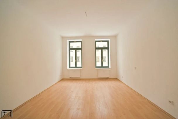 * großzügig geschnittene, helle Wohnung mit Balkon, zentrumsnah und Grün * - Foto 1