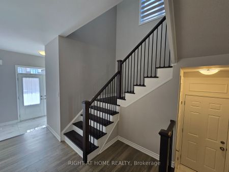 Detached Home For Lease | W8058450 - Photo 2