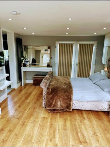 5 bedroom terraced house to rent - Photo 5