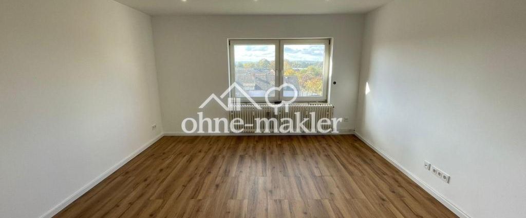 Kernsaniert & mit Seeblick – moderne 3-Zimmer-Wohnung in Salzgitter-Lebenstedt - Photo 1