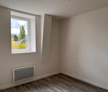 Location Appartement 2 pièces 47m² BRIOUDE 43100 - Photo 2