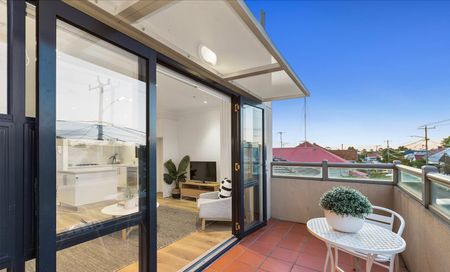 Register To Inspect - Within The Heart Of Yarraville! - Photo 3