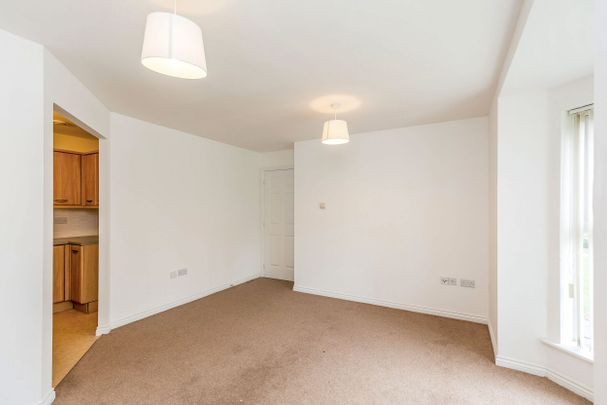 2 bedroom apartment to rent Summerlin Drive, Woburn Sands, Milton Keynes, Buckinghamshire, MK17 - Photo 1