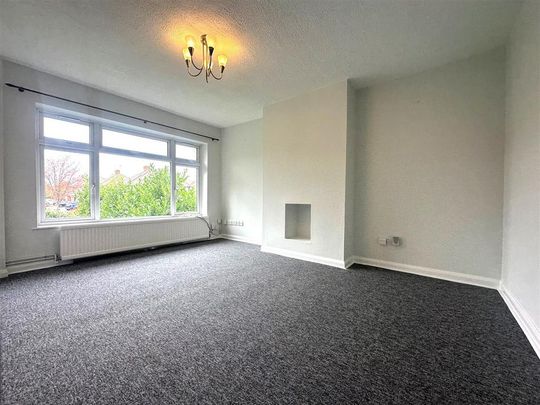 2 bedroom maisonette to rent - Photo 1