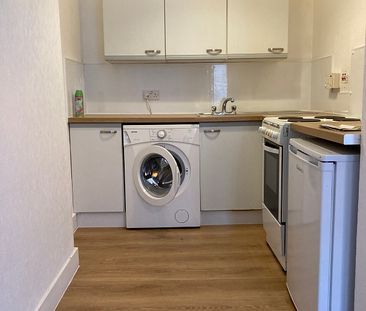 Caledonian Crescent, Edinburgh, EH11 2AJ - Photo 5