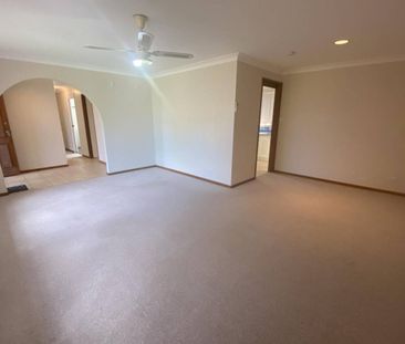 IDEAL LOCATION!!! - Photo 1