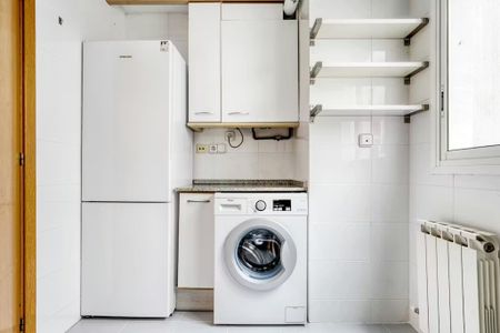 Carrer de Ramon Turró, Barcelona, Catalonia 08005 - Photo 5