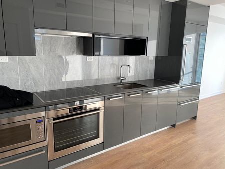 For Lease - 117 McMahon Drive Unit# 805, Toronto, Ontario - Photo 4