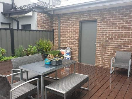 Affordable Family Living in Craigieburn - Photo 2