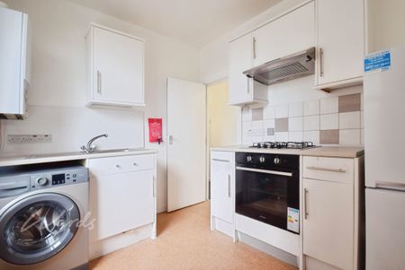 1 bedroom studio to rent - Photo 2