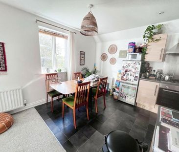 2 bedroom detached house to rent - Photo 4