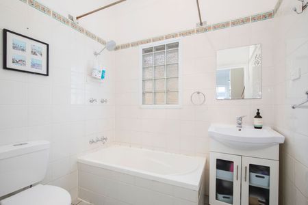 Home For Rent - Photo 5