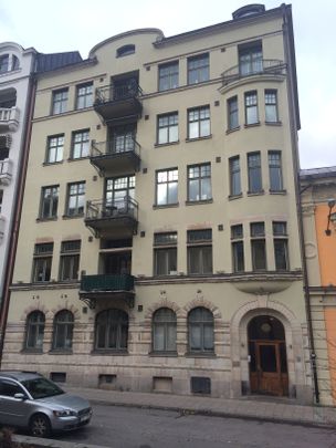 Knäppingsborgsgatan 13 - Foto 1