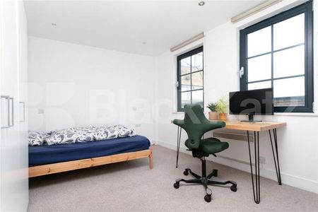 Stylish 2 double bedroom property with access to private balcony - Photo 3