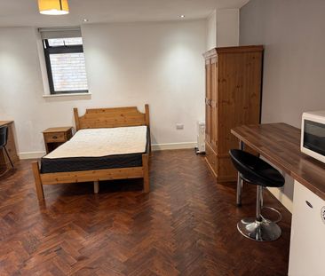 Studio Flat, Commercial Street, S1 - Photo 4