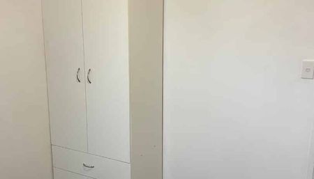 Versatile Sleepout – 2 Bedrooms + Kitchenette & Bathroom - Photo 5