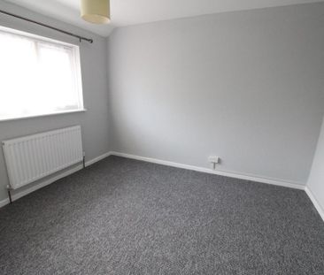 3 bedroom terraced house to rent - Photo 6