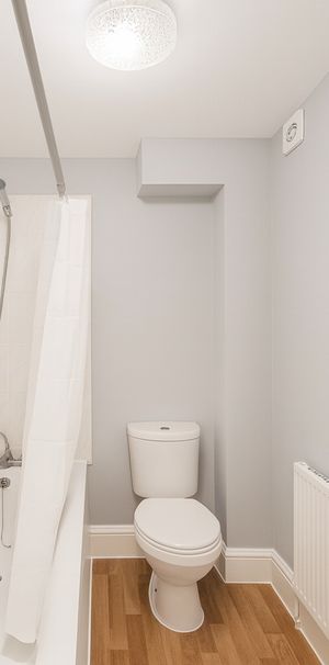 1 Bed Flat, Camberwell Road, SE5 - Photo 1